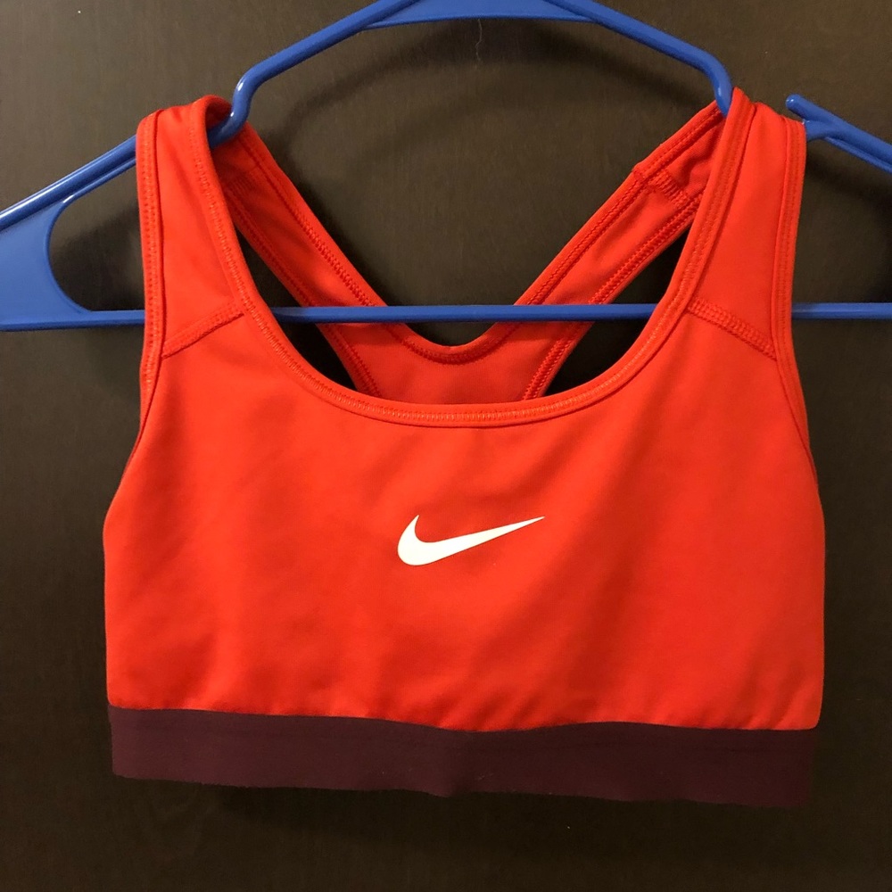 Sports bra